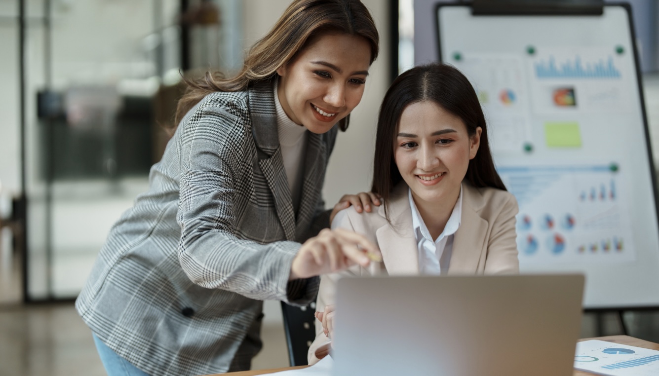 Specialists focused on analytics and data work